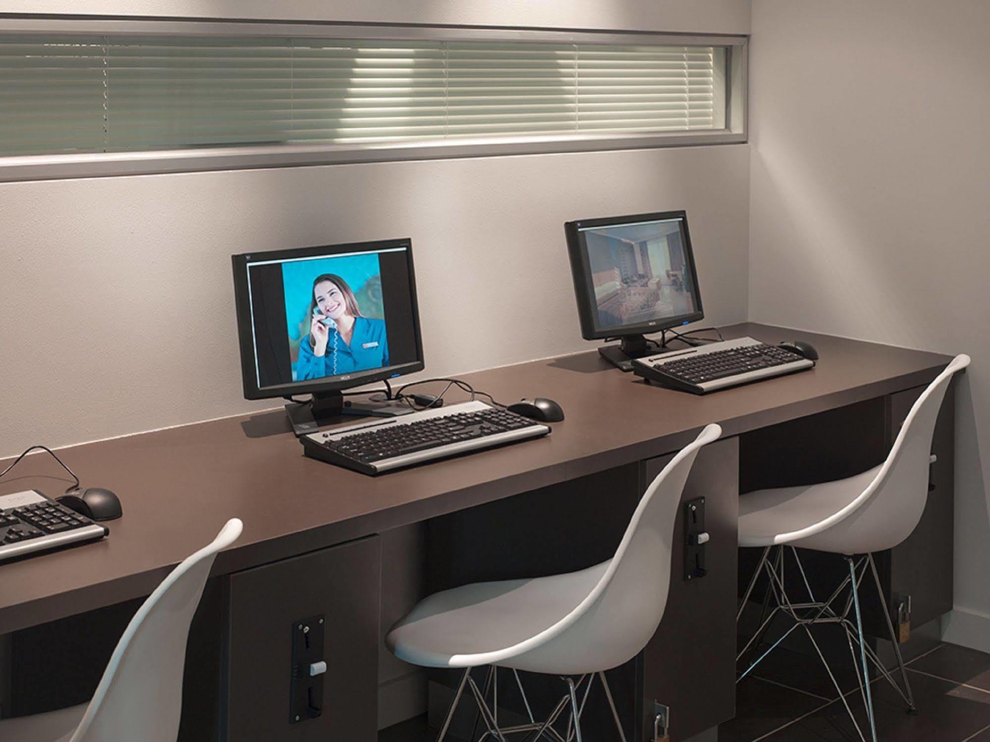 Travelodge Hotel Melbourne Docklands Εξωτερικό φωτογραφία